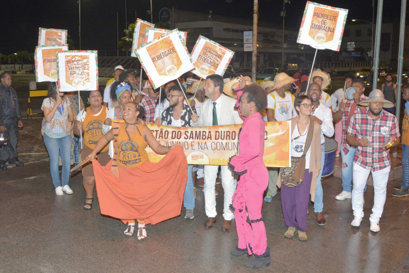 Samba junino pulsa com vitalidade na cultura popular de Salvador