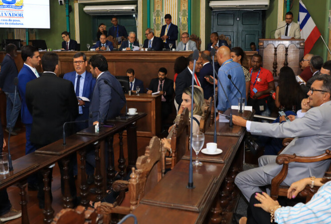 Câmara aprova reajuste dos servidores municipais