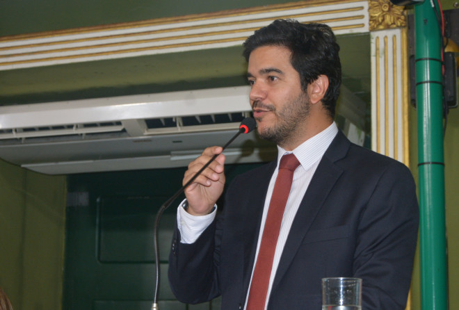 Projeto de Daniel Alves estabelece ressarcimento a prejuízos por falta de energia