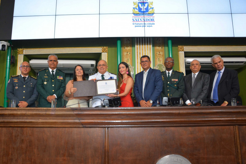 Coronel Anselmo Bispo recebe Título de Cidadão de Salvador
