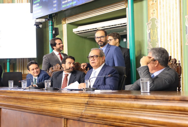 Saúde em Salvador domina debate na 16ª Sessão Ordinária da Câmara