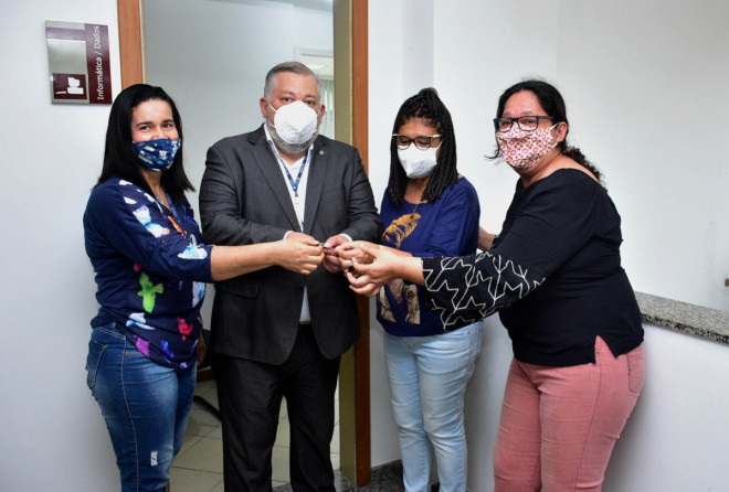 Marta Rodrigues recebe sala da Escola do Legislativo