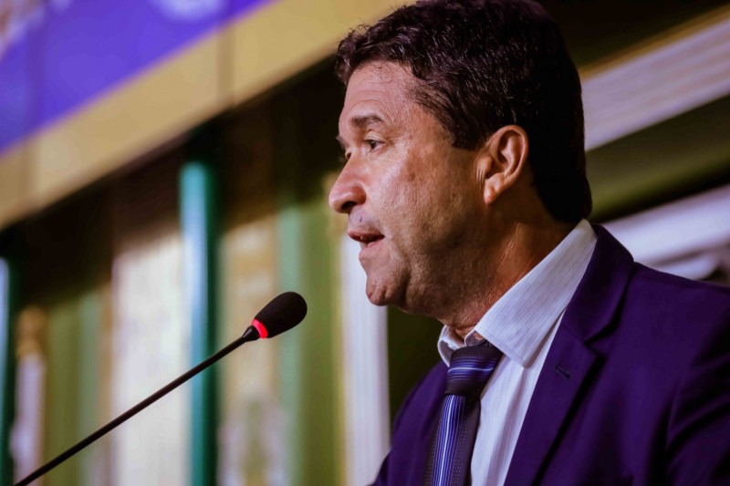 Marcos Mendes é contra licenciamento ambiental em 48h