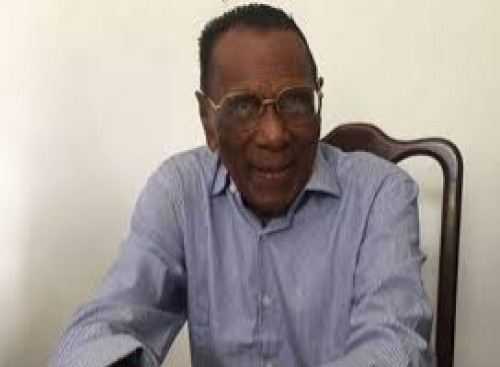 Odiosvaldo Vigas homenageia ex-prefeito de São Francisco do Conde