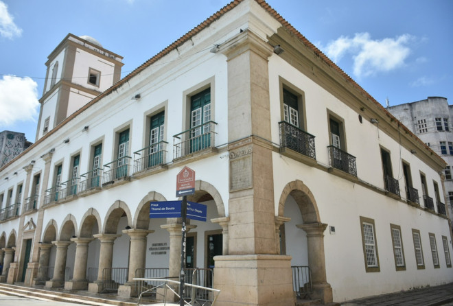 Câmara empossa prefeito, vice e os 43 vereadores eleitos dia 1º de janeiro de 2025