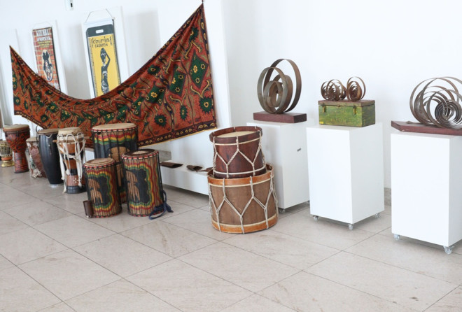 Câmara recebe exposição “Bira Reis: Investigação Musical”