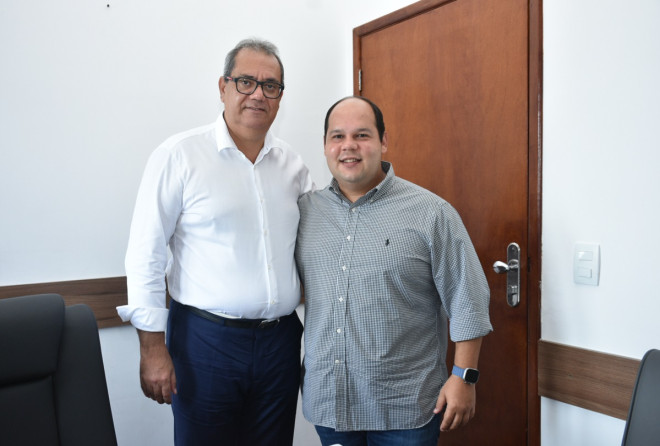 Carlos Muniz recebe visita do superintendente da Transalvador