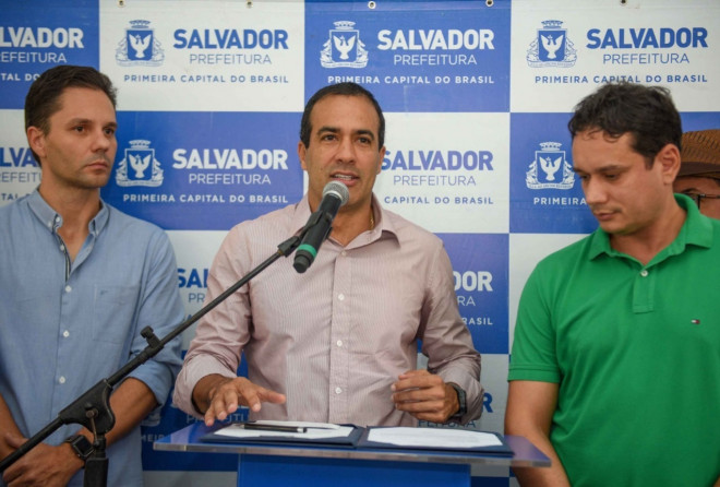 André Fraga comemora construção de pista olímpica de skate