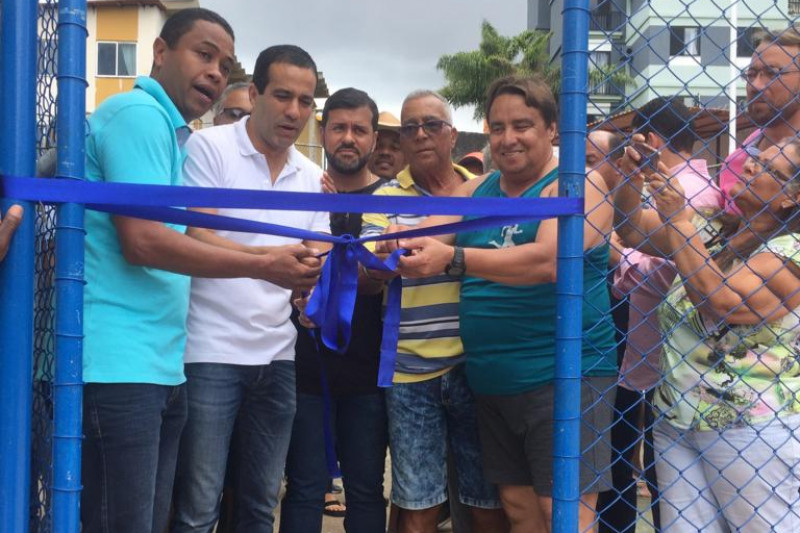 Demetrio Oliveira e Bruno Reis inauguram obra no Cabula