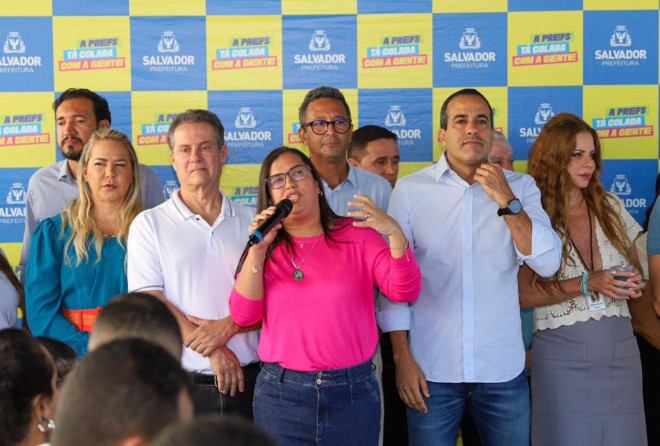 Marcelo Maia celebra entrega do Laboratório Central de Salvador