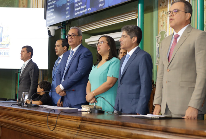 Posse dos 43 vereadores marca início da 20ª Legislatura na Câmara