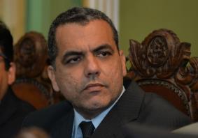 Cezar Leite propõe direito diferenciado de servidor deficiente