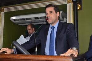 Felipe Lucas repudia vereador que xingou baianos