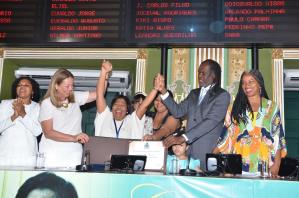 Mestre de obras Maria do Amparo condecorada com Medalha Maria Quitéria
