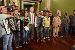 Aprovada cota para contratação de artistas locais