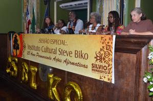Steve Biko celebra 25 anos de resistência e inclusão