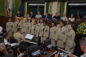Câmara celebra 10 anos do Coral da Polícia Militar