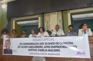 Sessão especial celebra trajetória empreendedora da Família Macário