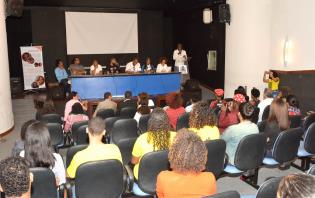 Encontro no Centro de Cultura combate extermínio de jovens negros