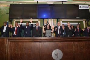 Sessão especial homenageia obreiros da Igreja Universal