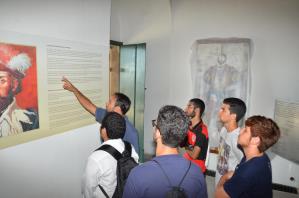 Ordem DeMolay visita Memorial da Câmara