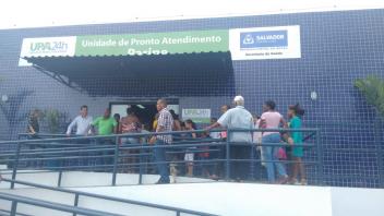 Vereador comemora a entrega da UPA de Paripe